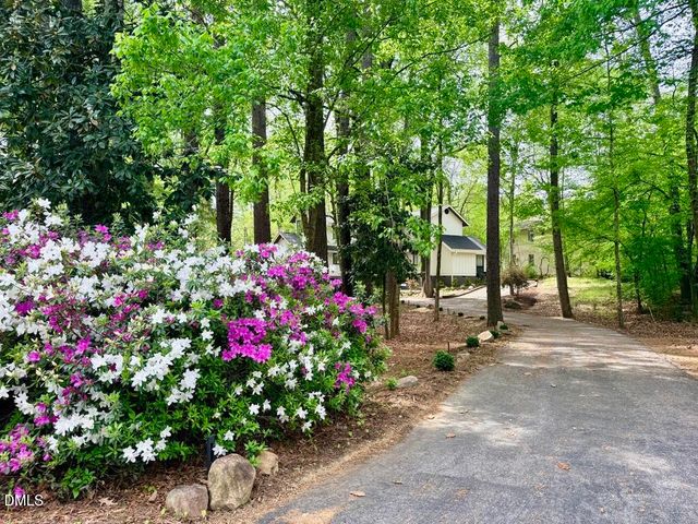 996 Cleland Drive, Chapel Hill, NC 27517