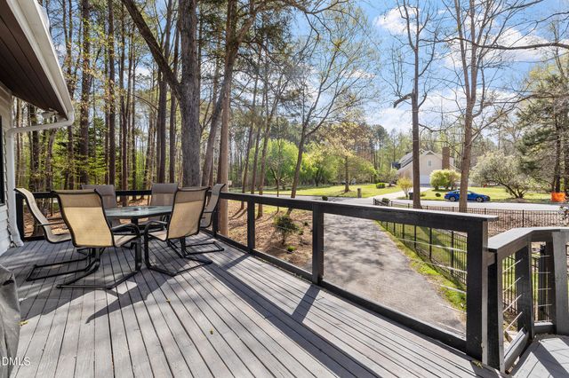 996 Cleland Drive, Chapel Hill, NC 27517