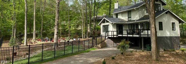 996 Cleland Drive, Chapel Hill, NC 27517