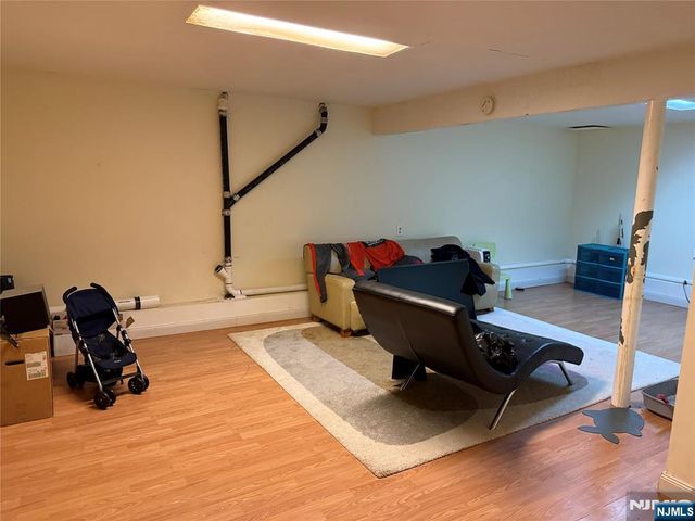 1160 River Road 1, Edgewater, NJ 07020