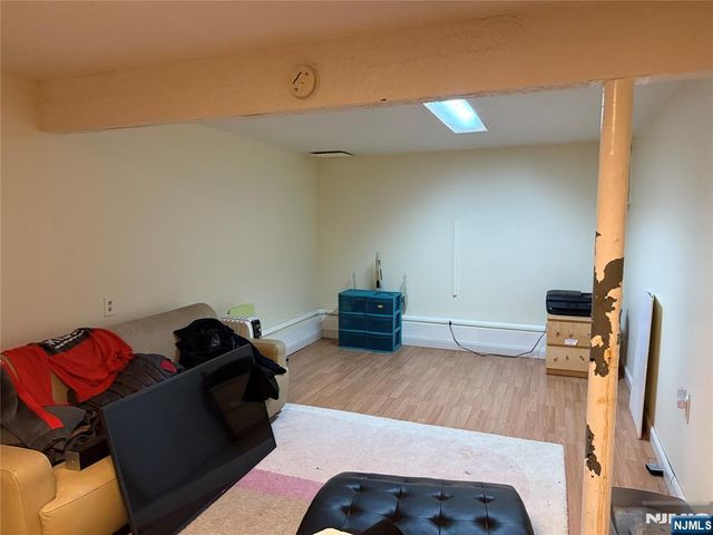 1160 River Road 1, Edgewater, NJ 07020