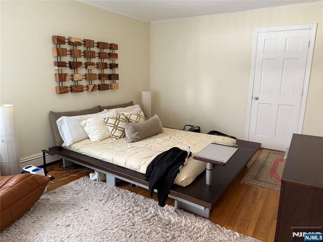 1160 River Road 1, Edgewater, NJ 07020