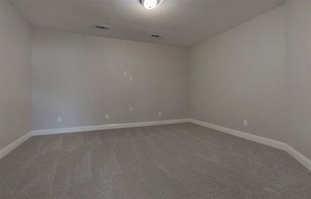 210 Debbie Way, Red Oak, TX 75154