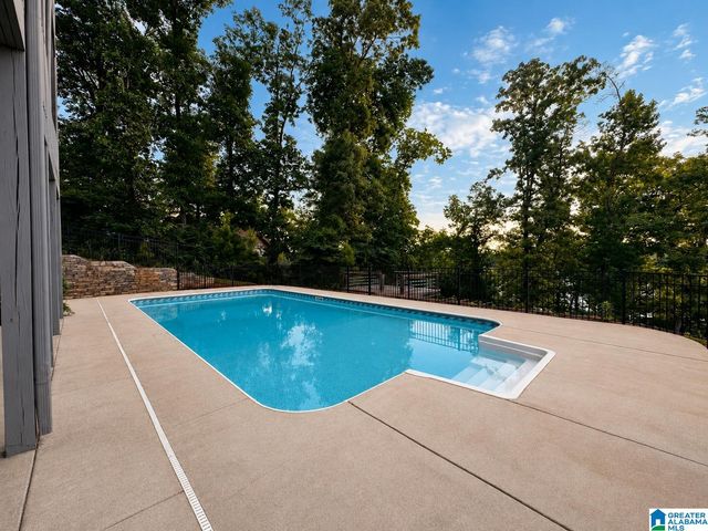 733 LAKEVIEW CREST DRIVE, Pell City, AL 35128