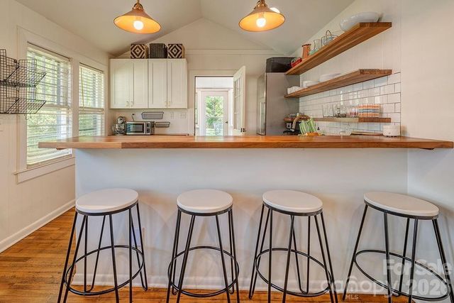 7 Tarpon Avenue, Asheville, NC 28806