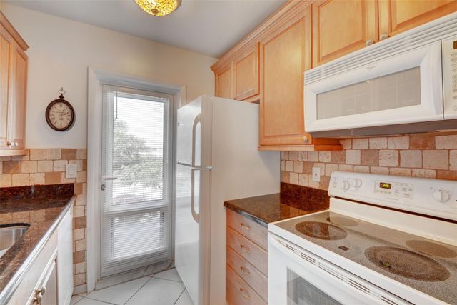 1461 S Ocean Blvd Apt 321, Lauderdale By The Sea, FL 33062