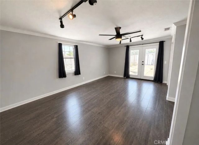 342 E Gilmore Drive, Corona, CA 92879