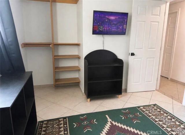 342 E Gilmore Drive, Corona, CA 92879