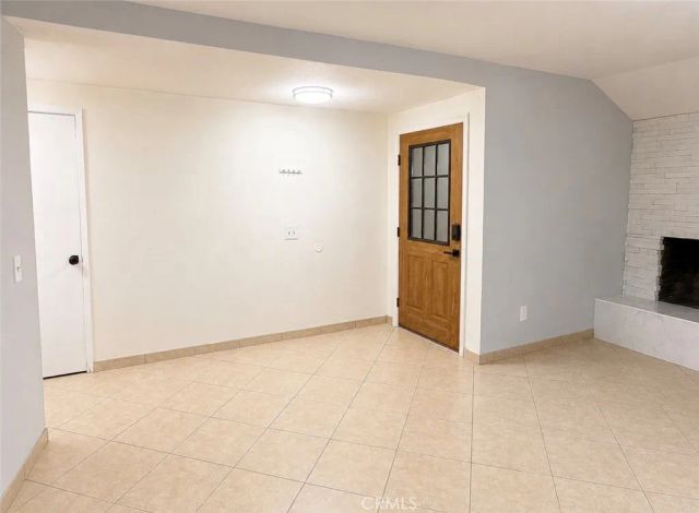 342 E Gilmore Drive, Corona, CA 92879