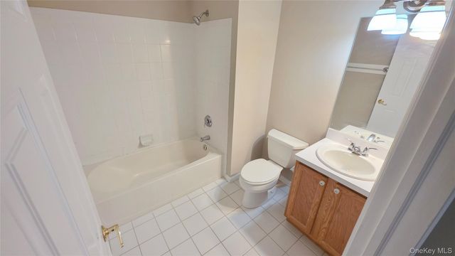 26 Rose Lane, Mount Sinai, NY 11766