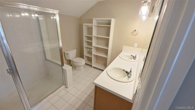 26 Rose Lane, Mount Sinai, NY 11766