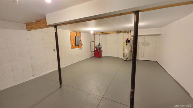 26 Rose Lane, Mount Sinai, NY 11766