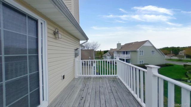 26 Rose Lane, Mount Sinai, NY 11766