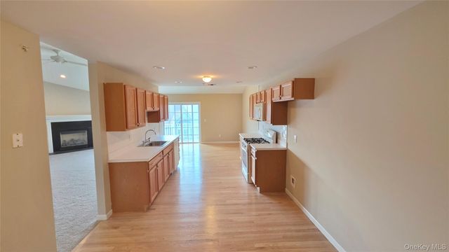 26 Rose Lane, Mount Sinai, NY 11766