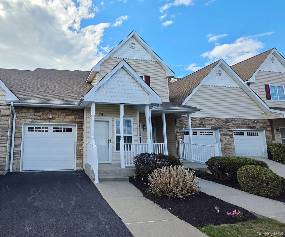 26 Rose Lane, Mount Sinai, NY 11766
