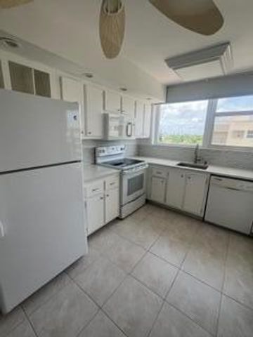 1237 S HILLSBORO MILE N 601, Hillsboro Beach, FL 33062