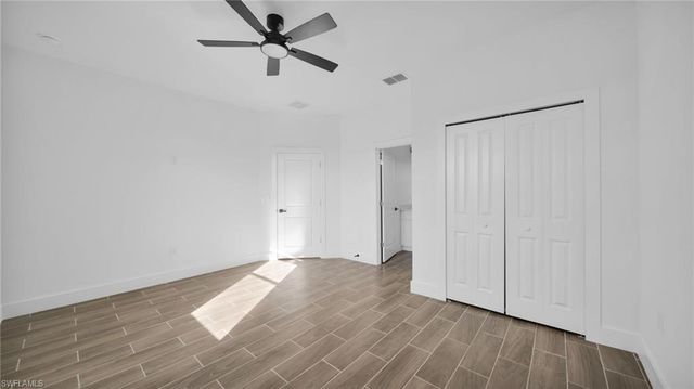 4989 Fairway CT, Lehigh Acres, FL 33973