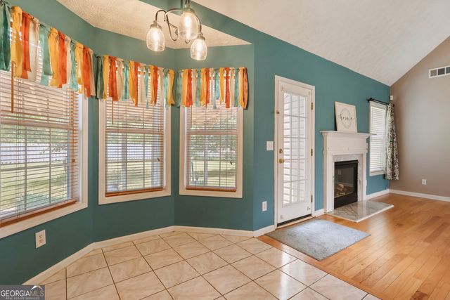 200 Chatfield Way, Locust Grove, GA 30248