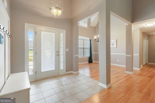 200 Chatfield Way, Locust Grove, GA 30248