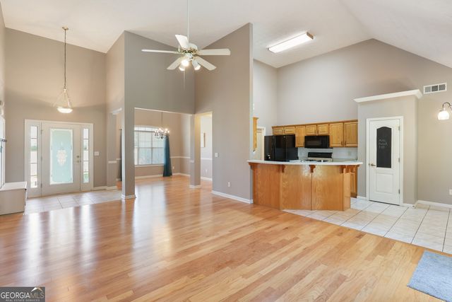200 Chatfield Way, Locust Grove, GA 30248
