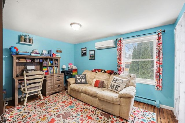 11897 Springdale Court, Washington Twp, MI 48095