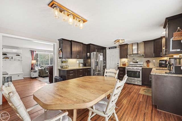 11897 Springdale Court, Washington Twp, MI 48095