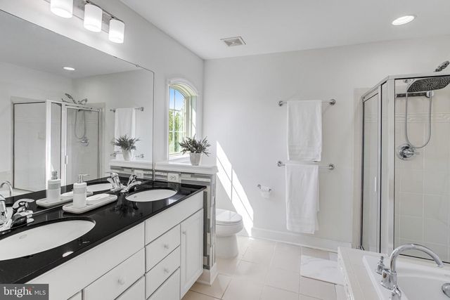 14815 POTOMAC BRANCH DR, Woodbridge, VA 22191