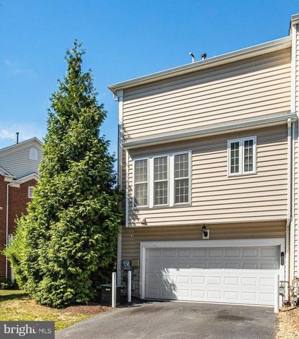 14815 POTOMAC BRANCH DR, Woodbridge, VA 22191