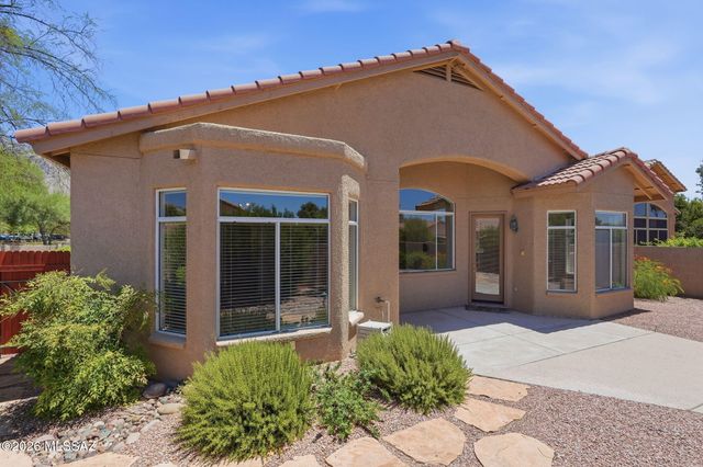 430 E Desert Golf Place, Oro Valley, AZ 85737