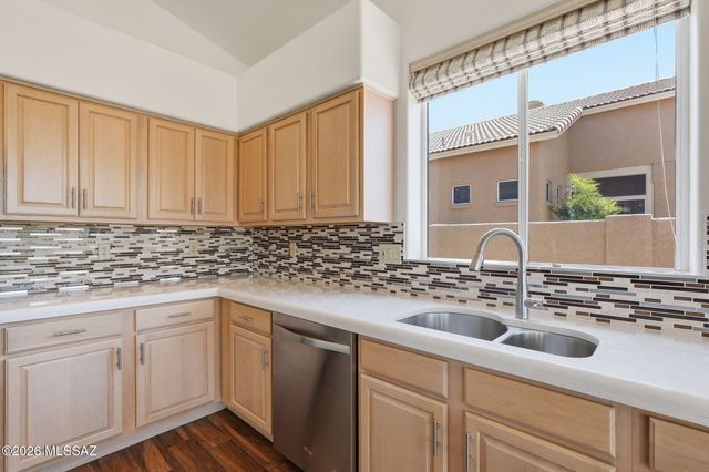 430 E Desert Golf Place, Oro Valley, AZ 85737
