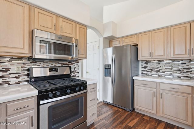 430 E Desert Golf Place, Oro Valley, AZ 85737