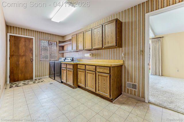 3520 S Hill Road, Milford Village, MI 48381