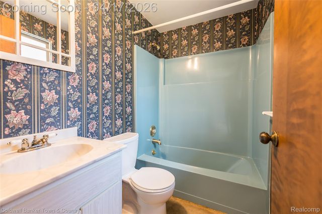 3520 S Hill Road, Milford Village, MI 48381