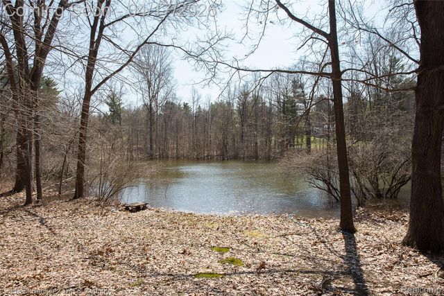 3520 S Hill Road, Milford Village, MI 48381