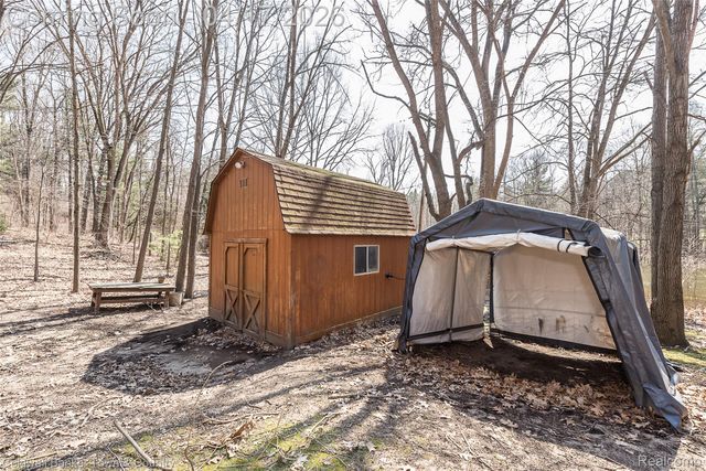 3520 S Hill Road, Milford Village, MI 48381