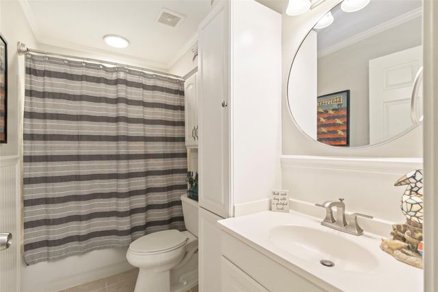 11095 Royal Forest Drive, Conroe, TX 77303