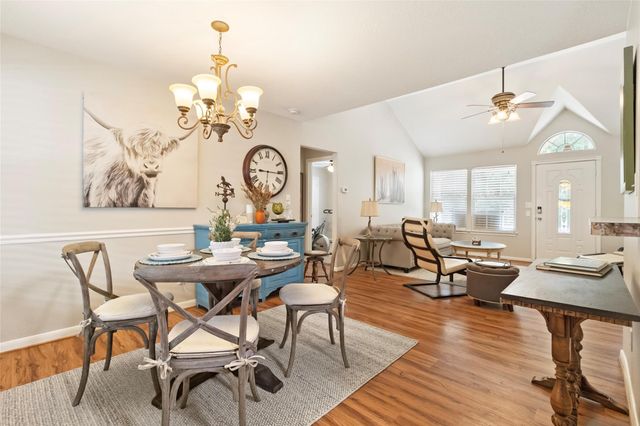 11095 Royal Forest Drive, Conroe, TX 77303