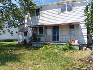 11930 Garfield Street, Riverview, MI 48193