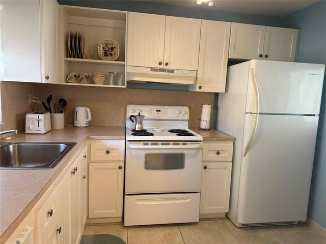 2761 N Pine Island Road 204, Sunrise, FL 33322