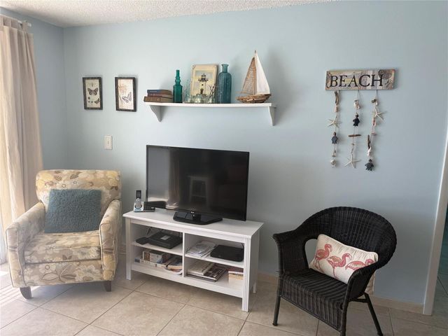 2761 N Pine Island Road 204, Sunrise, FL 33322