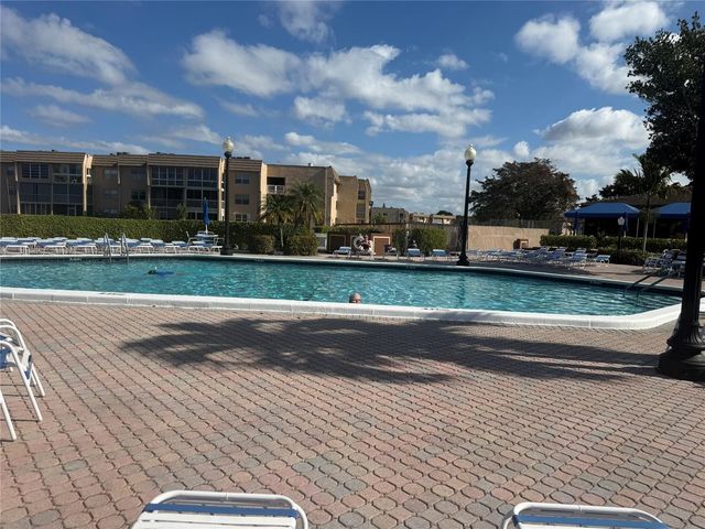 2761 N Pine Island Road 204, Sunrise, FL 33322