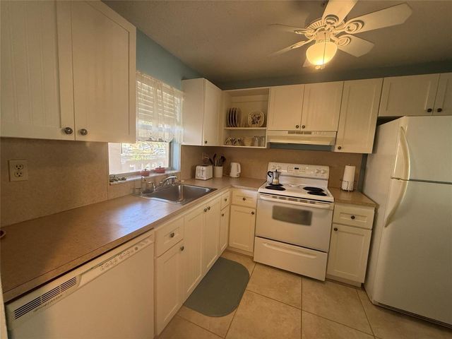 2761 N Pine Island Road 204, Sunrise, FL 33322