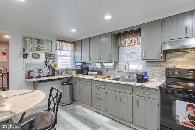 451 E WEIDMAN ST, Lebanon, PA 17046