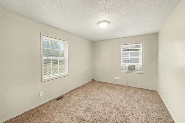 923 W Walnut St, Salina, KS 67401