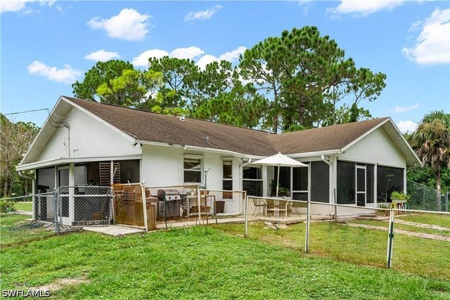 280 14th ST SE, Naples, FL 34117