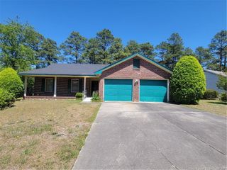 6870 Pin Oak Lane, Fayetteville, NC 28314