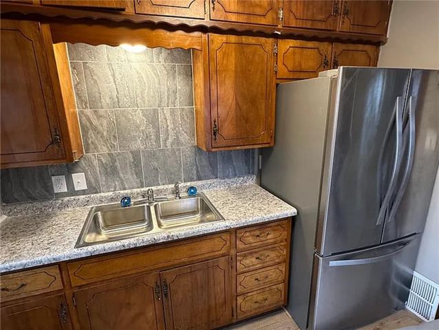 1115 Dakota Street, Leavenworth, KS 66048