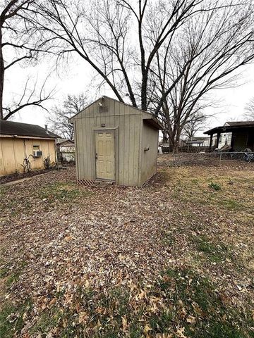 1115 Dakota Street, Leavenworth, KS 66048