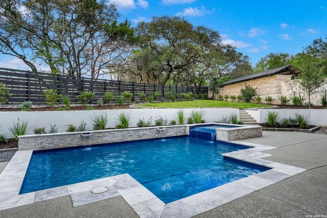 24602 Cliff Line, San Antonio, TX 78257