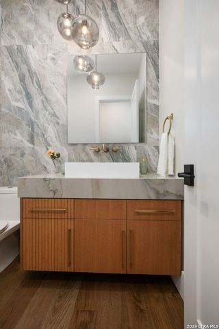 24602 Cliff Line, San Antonio, TX 78257